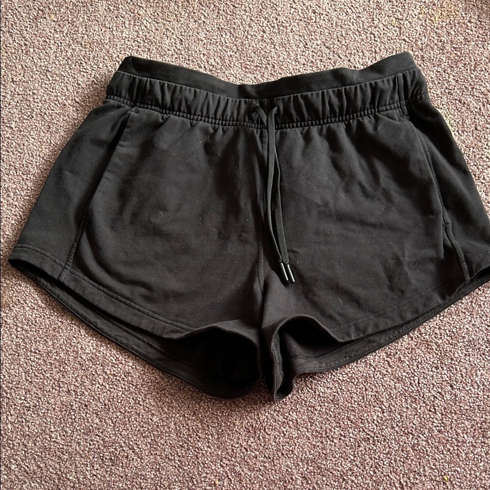 Lululemon Inner Glow Short - Black - Picture 1 of 3